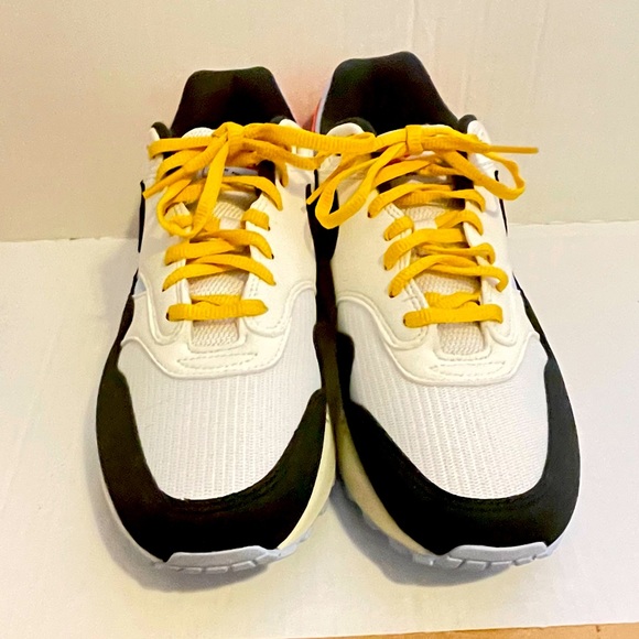 Unisex Air Max 1 Sail Royal Tint. It’s Women’s 9.5 or Mens size 8. - Picture 4 of 12